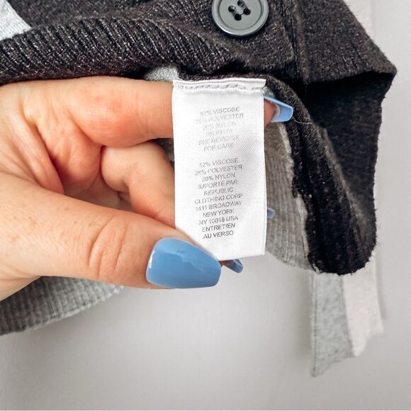 Boutique Grey & Cream Soft Knit Cardigan Size Small - Picture 4 of 6